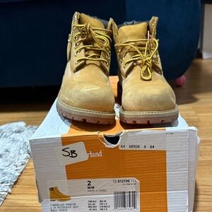 Timberland Wheat Leather Boots